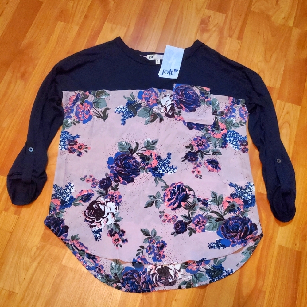 Rose Jolt shirt